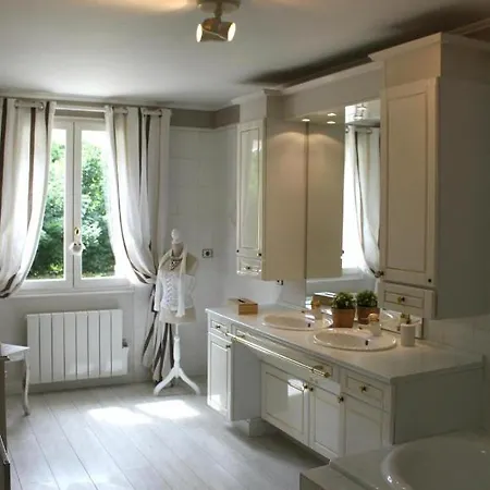 A La Maison Hermitage Country house