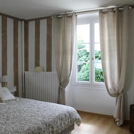 Country house A La Maison Hermitage Aincourt