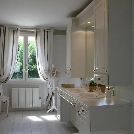 A La Maison Hermitage * Aincourt